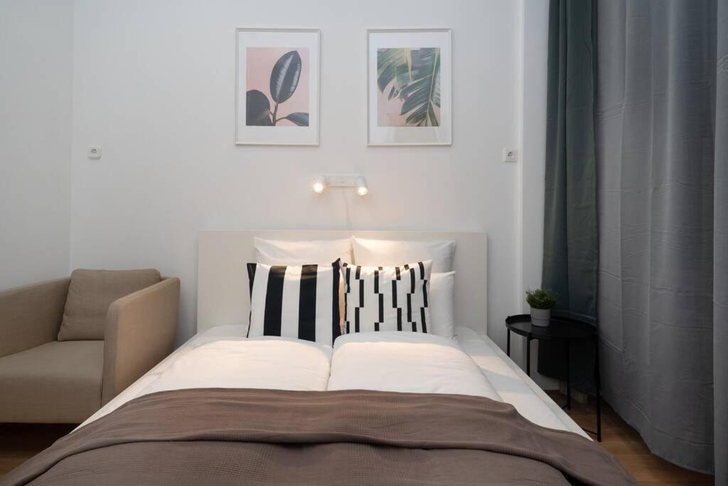 Best Located, 150 M2 5 Bedrooms Apt., ブダペスト エクステリア 写真